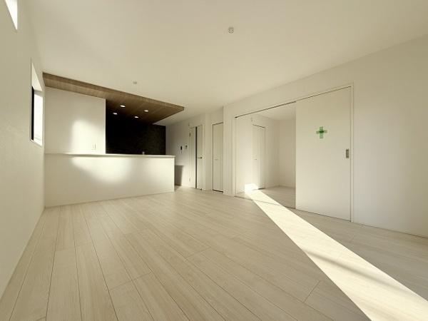 天理市永原町2期　2号棟　新築戸建