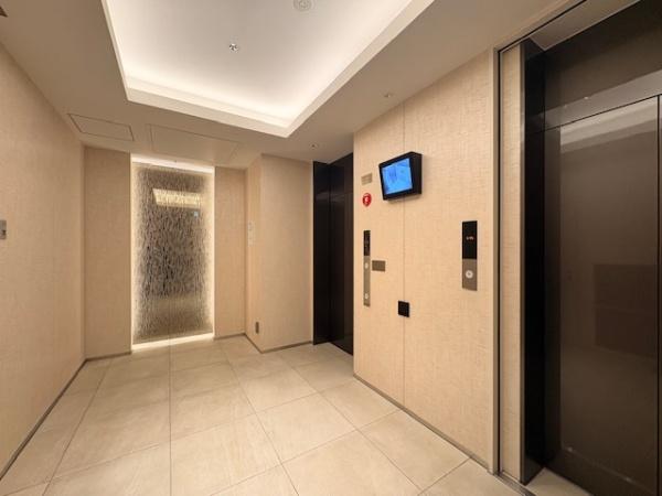 THE　CROSS　CITY　TOWER　27階