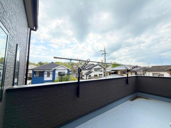 北葛城郡上牧町松里園２丁目の中古一戸建て