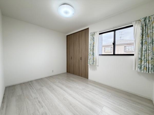 北葛城郡上牧町松里園２丁目の中古一戸建て