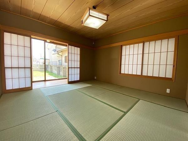 橿原市城殿町の中古一戸建て