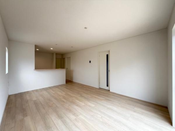 生駒郡斑鳩町龍田4丁目　第2　新築戸建　2号棟