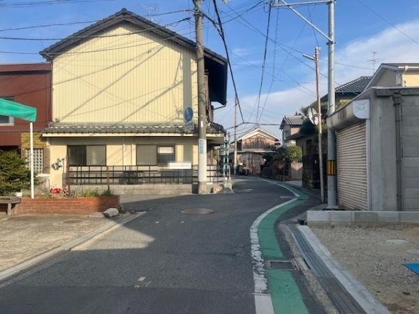 生駒郡斑鳩町法隆寺南１丁目の土地