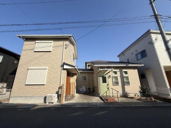 磯城郡田原本町秦庄　店舗付き中古戸建