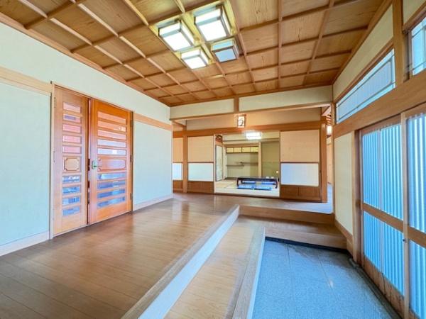 橿原市上飛騨町　中古戸建（平屋建）