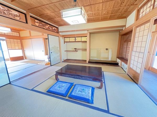 橿原市上飛騨町　中古戸建（平屋建）
