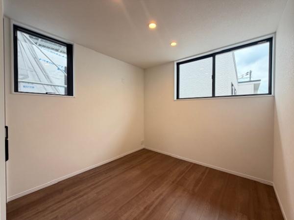 香芝市別所　新築戸建　10号棟
