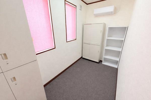 大和高田市曽大根　借地権付事務所