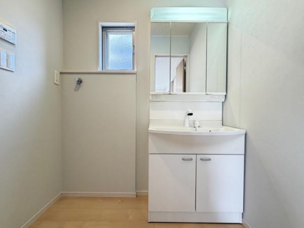 北葛城郡広陵町三吉　中古戸建