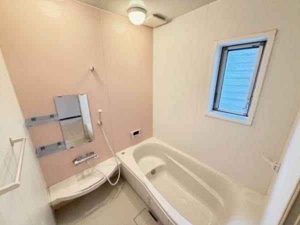 生駒郡斑鳩町目安４丁目の中古一戸建て