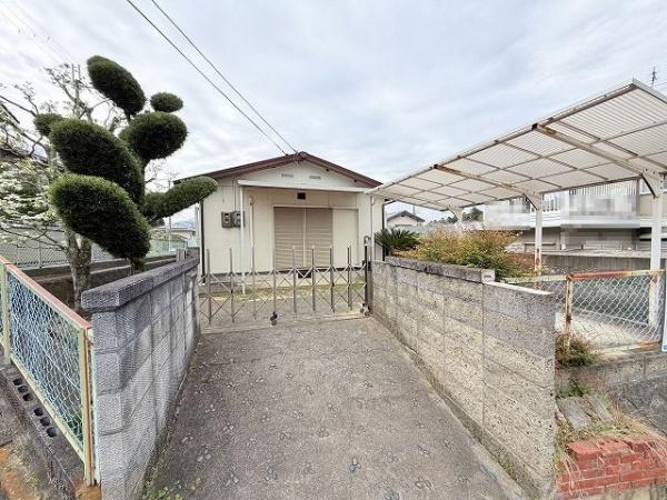 橿原市菖蒲町４丁目の土地