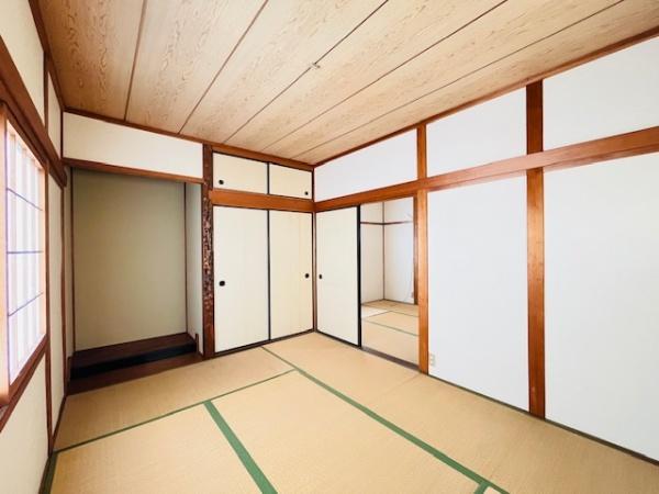 香芝市逢坂２丁目の中古一戸建て