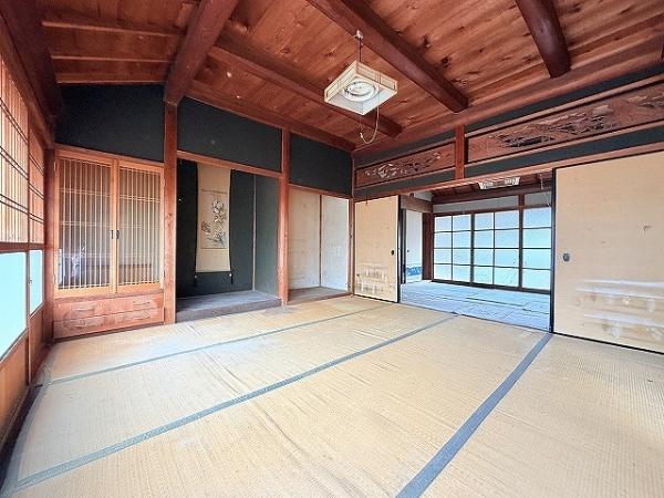 橿原市鳥屋町の中古一戸建て