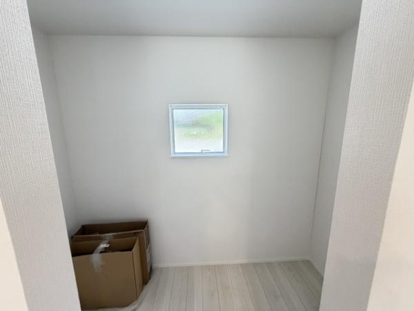 香芝市上中　新築戸建　1期2号棟