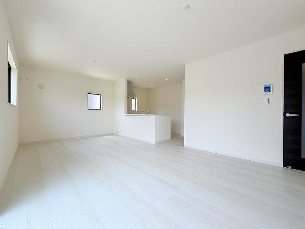 川西町結崎20期　5号棟　新築戸建