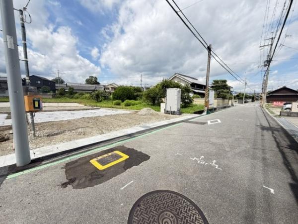 生駒郡三郷町勢野東2丁目　新築戸建　2号棟