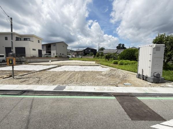 生駒郡三郷町勢野東2丁目　新築戸建　2号棟