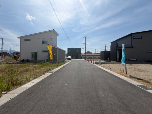 北葛城郡広陵町大字三吉の土地