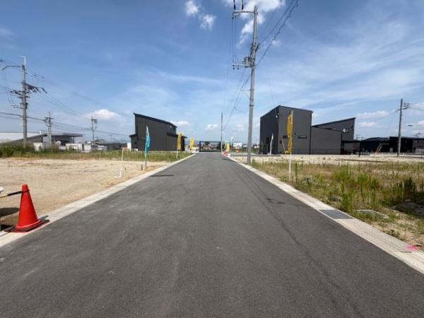 北葛城郡広陵町大字三吉の土地