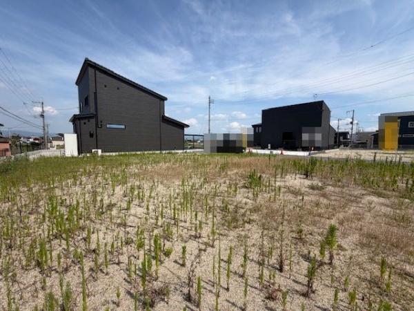 北葛城郡広陵町大字三吉の土地