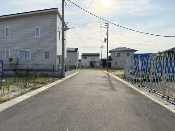 北葛城郡広陵町大字三吉の土地