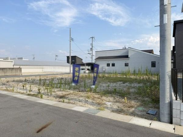 北葛城郡広陵町大字三吉の土地