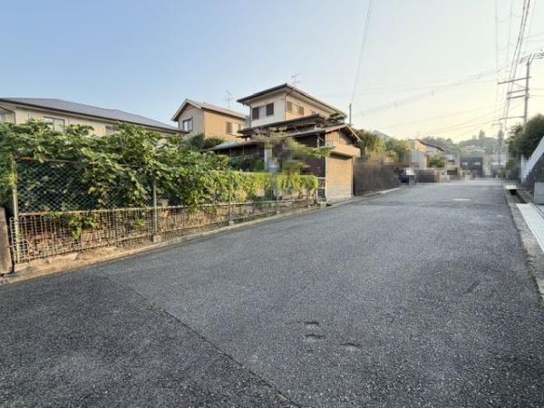 北葛城郡王寺町本町５丁目の土地