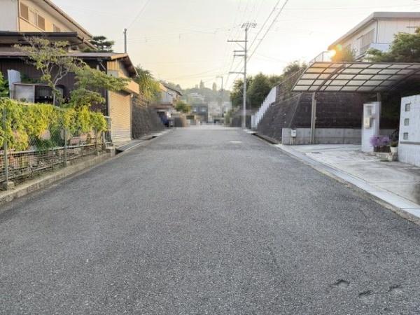 北葛城郡王寺町本町５丁目の土地