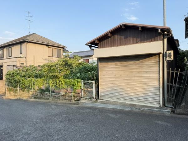 北葛城郡王寺町本町５丁目の土地