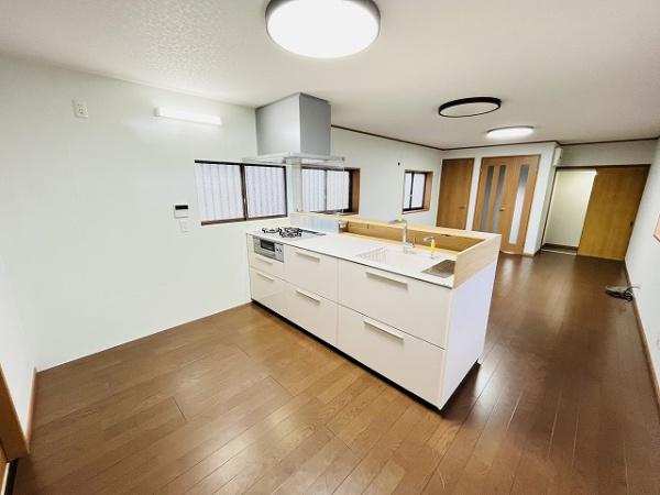 橿原市内膳町３丁目の中古一戸建て