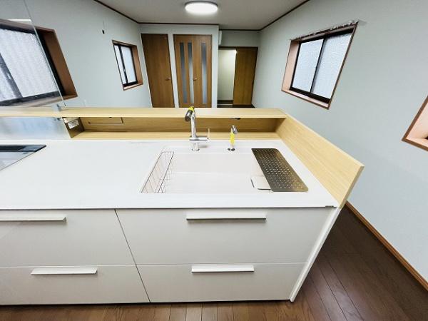 橿原市内膳町３丁目の中古一戸建て