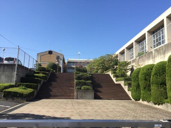 馬見第一住宅　18号棟(真美ケ丘中学校)