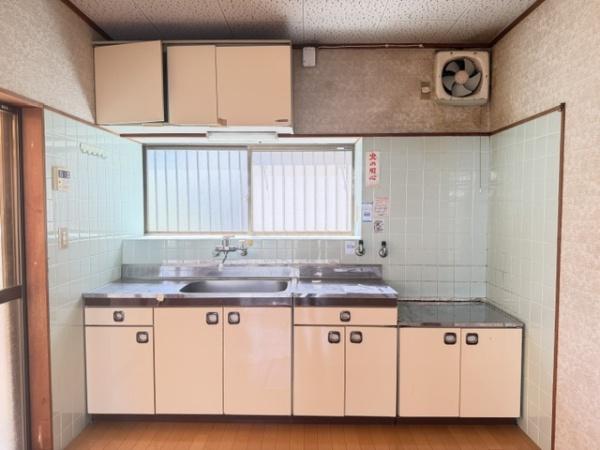 北葛城郡王寺町本町5丁目　中古戸建
