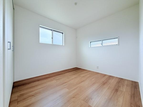 橿原市小槻町　新築戸建