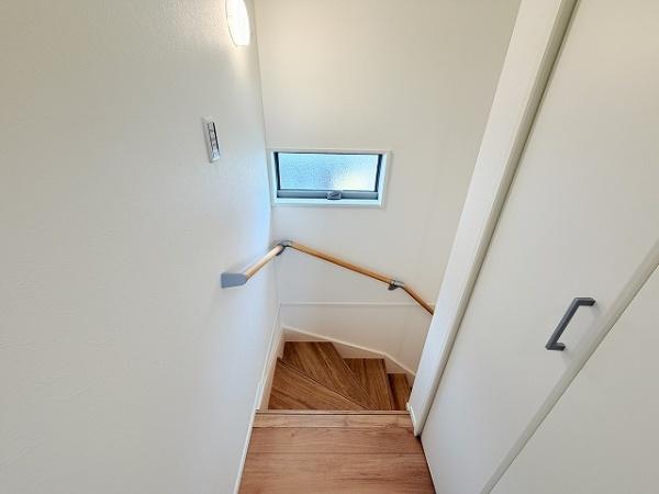 橿原市小槻町　新築戸建