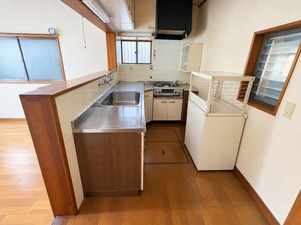 大和高田市中今里町　中古戸建