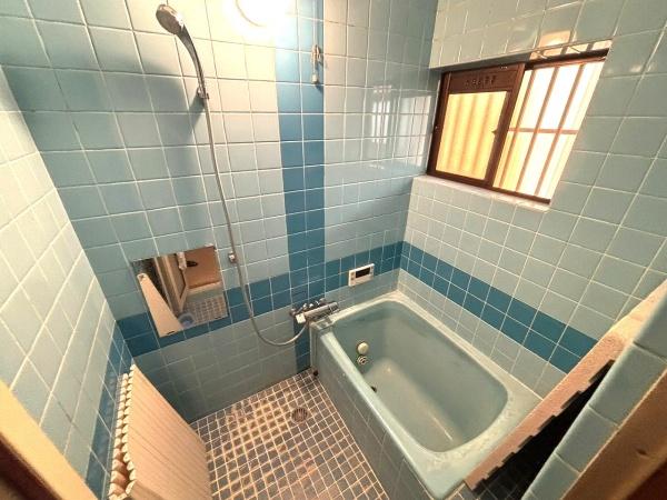 大和高田市中今里町　中古戸建