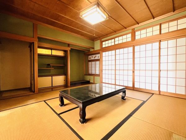 天理市櫟本町の中古一戸建て