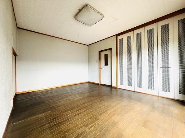 天理市櫟本町の中古一戸建て