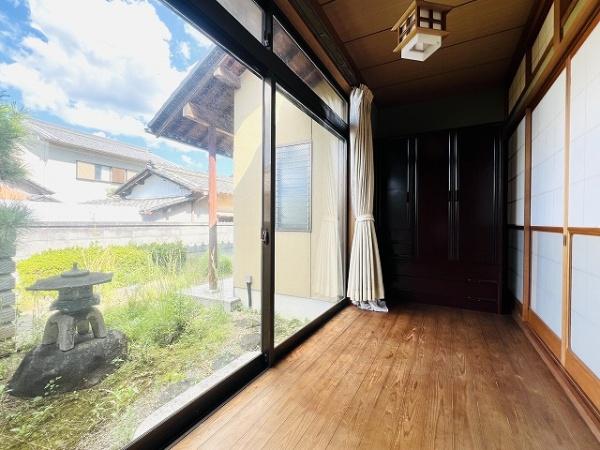 天理市櫟本町の中古一戸建て