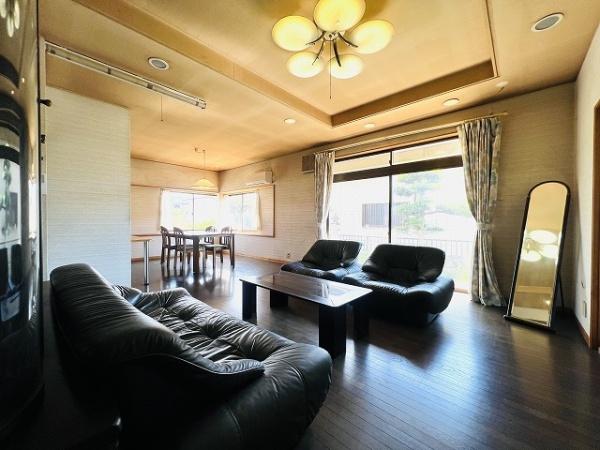 天理市櫟本町の中古一戸建て