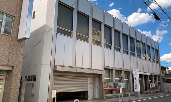 大和高田市神楽２丁目の土地(三菱ＵＦＪ銀行　大和高田支店)