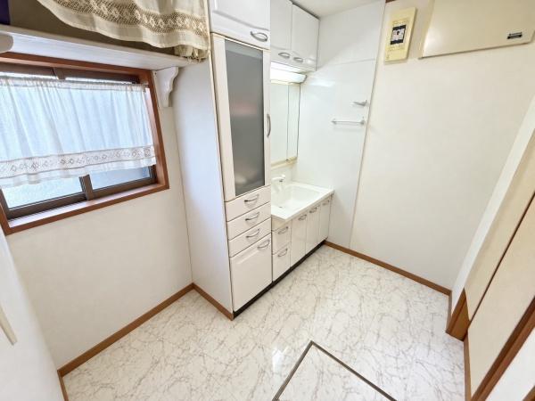 香芝市穴虫の中古一戸建て