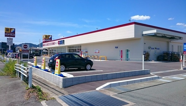 葛城市疋田の土地(サンドラッグ大和高田店)