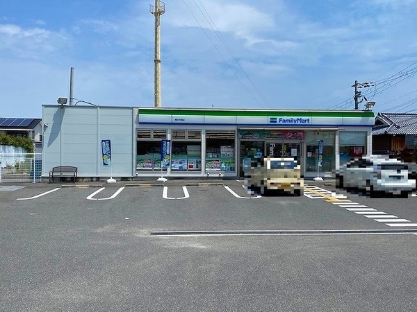 大和高田市大字市場の土地(ファミリーマート高田市場店)