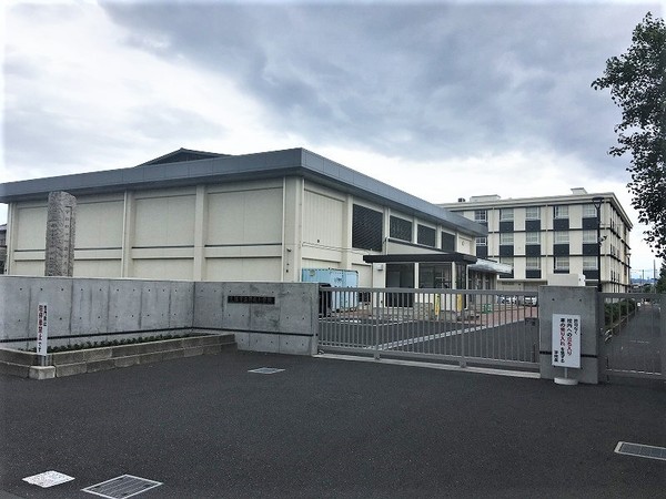 天理市田井庄町の土地(天理市立前栽小学校)