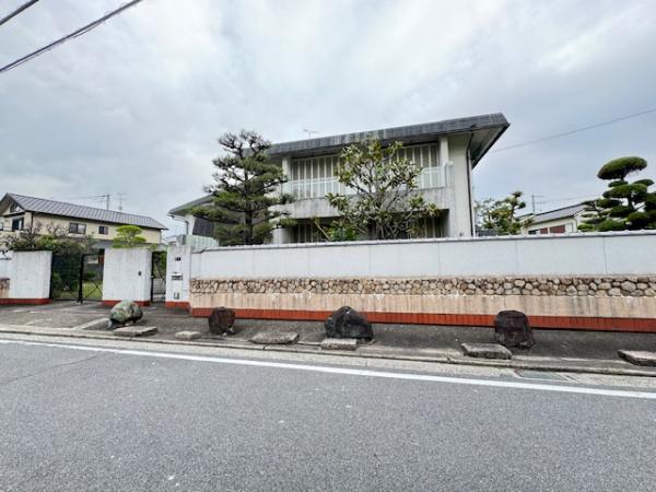 生駒郡斑鳩町龍田西４丁目の土地