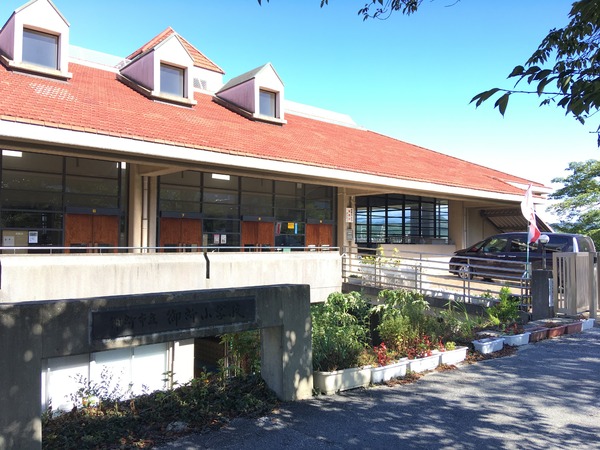 御所市柳町の土地(御所市立御所小学校)