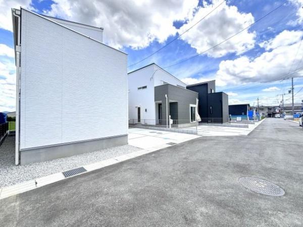 橿原市曲川町3丁目　5号棟　新築戸建