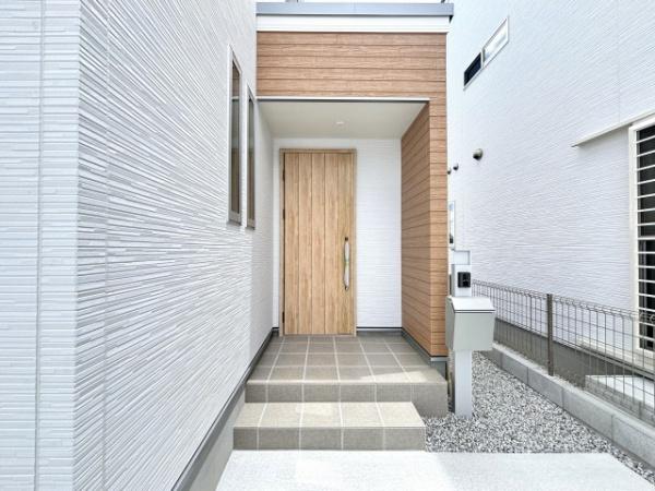 橿原市曲川町3丁目　5号棟　新築戸建